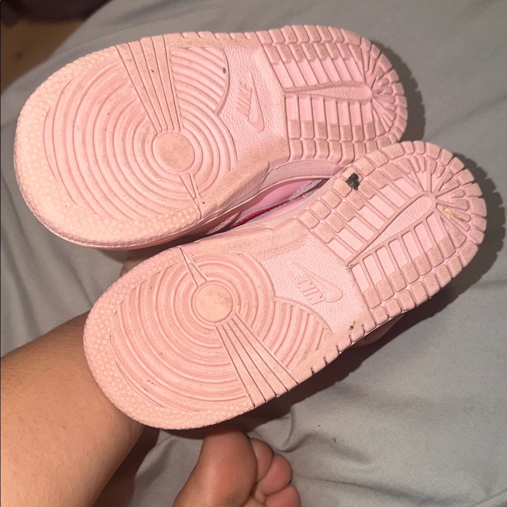 Nike Kids Light Pink and Hot Pink Sneakers 8C - Picture 3 of 4